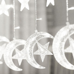 Cortina de Luces Blanco Frío para Decoración Navideña Tipo Estrellas y Lunas
