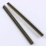 Conector Header Macho, 2.54 mm, 40 pines, Doble Fila Acodado