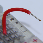 Alambre para Protoboard 26 AWG por Metro, Color Rojo - Image 2