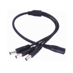 Divisor para Fuente de Alimentación de 1 Plug Hembra a 3 Plugs Macho para Cámaras de Seguridad CCTV