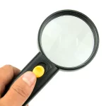 Lupa de Mano con Luz Led 3X, 65MM, MG6B-4A - Image 4