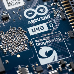 Arduino UNO Q Original, 4GB de RAM - Image 4